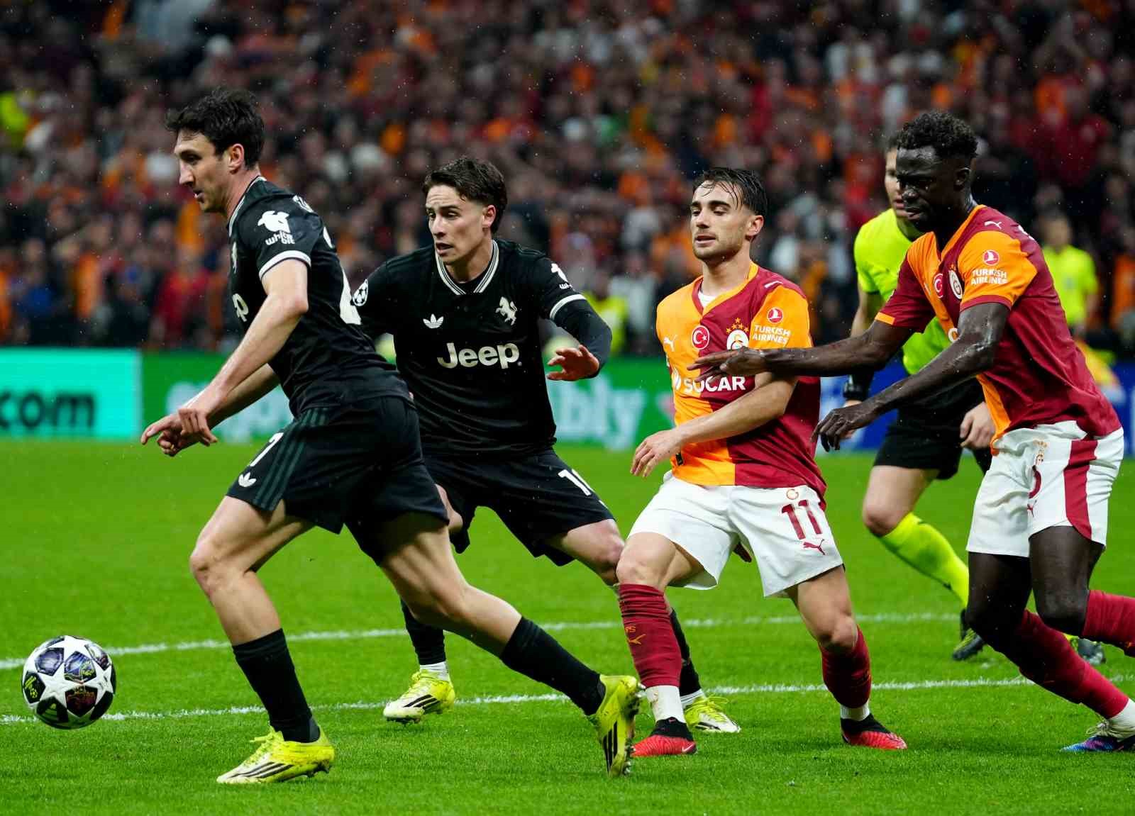 uefa sampiyonlar ligi galatasaray 1 juventus 2 ilk yari 26 CTpHY7BE