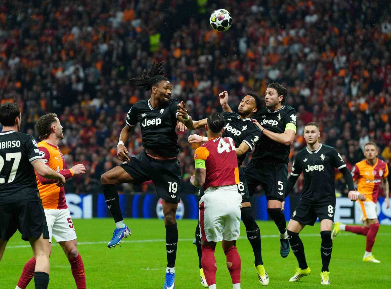 uefa sampiyonlar ligi galatasaray 1 juventus 2 ilk yari 7 EmHGbsiG