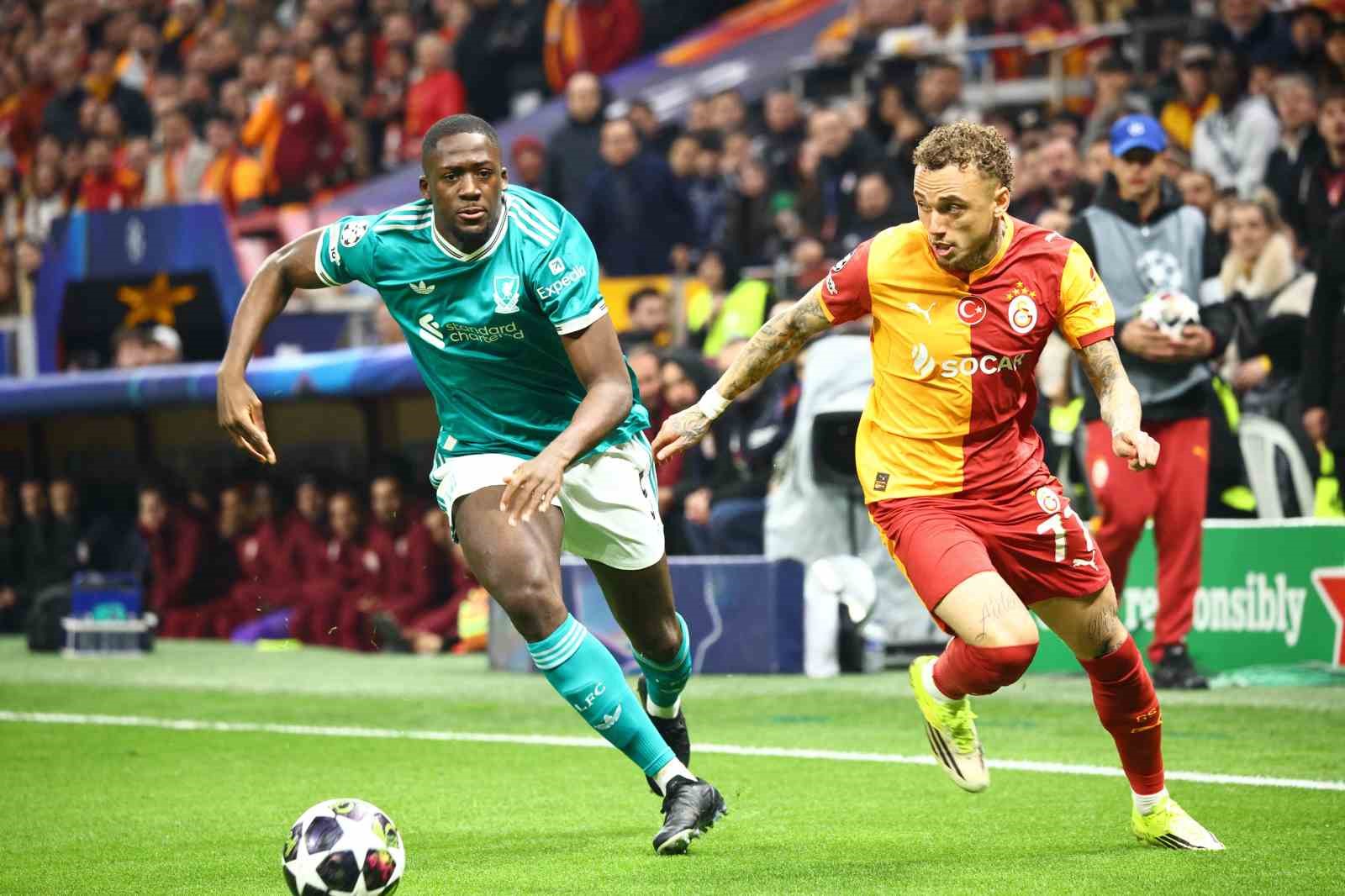 uefa sampiyonlar ligi galatasaray 1 liverpool 0 mac devam ediyor 15 3mEjXkJW