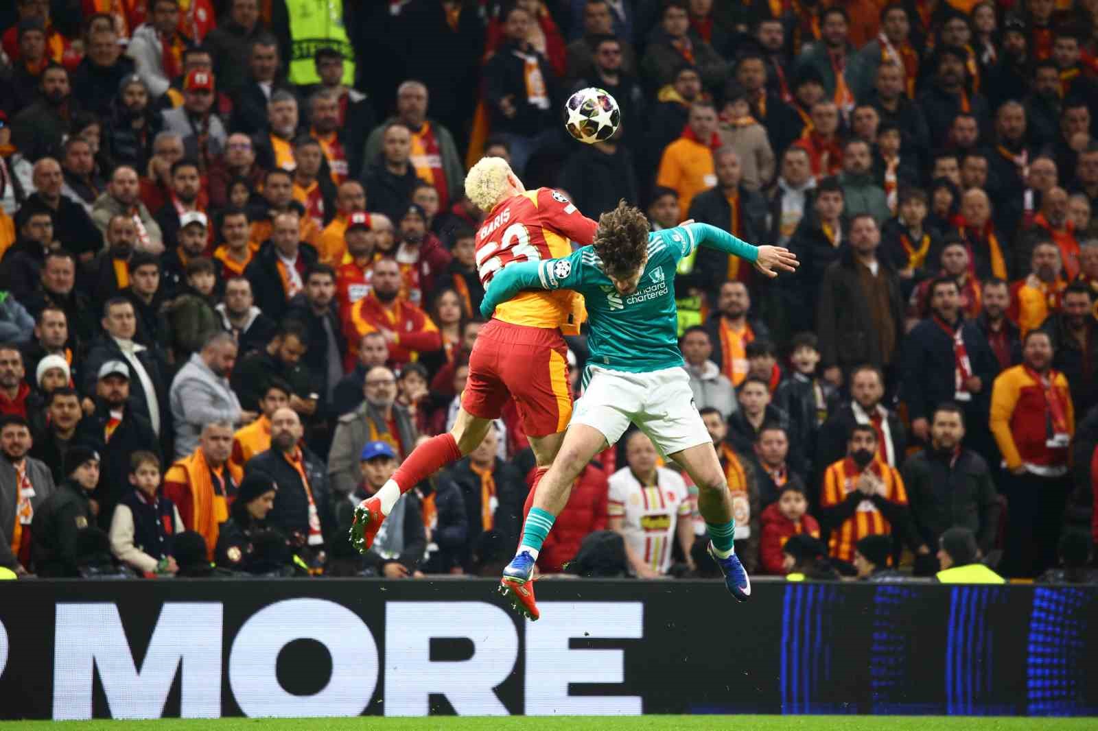 uefa sampiyonlar ligi galatasaray 1 liverpool 0 mac devam ediyor 8 Xsi2dGS9