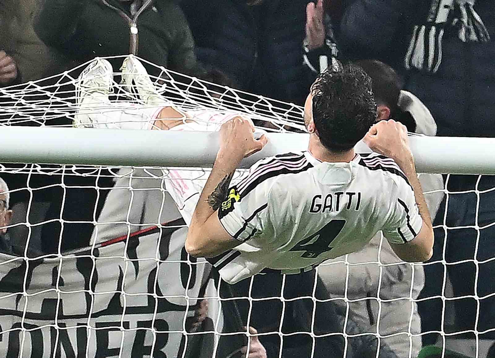 uefa sampiyonlar ligi juventus 1 galatasaray 0 ilk yari 2 fIYabRnL