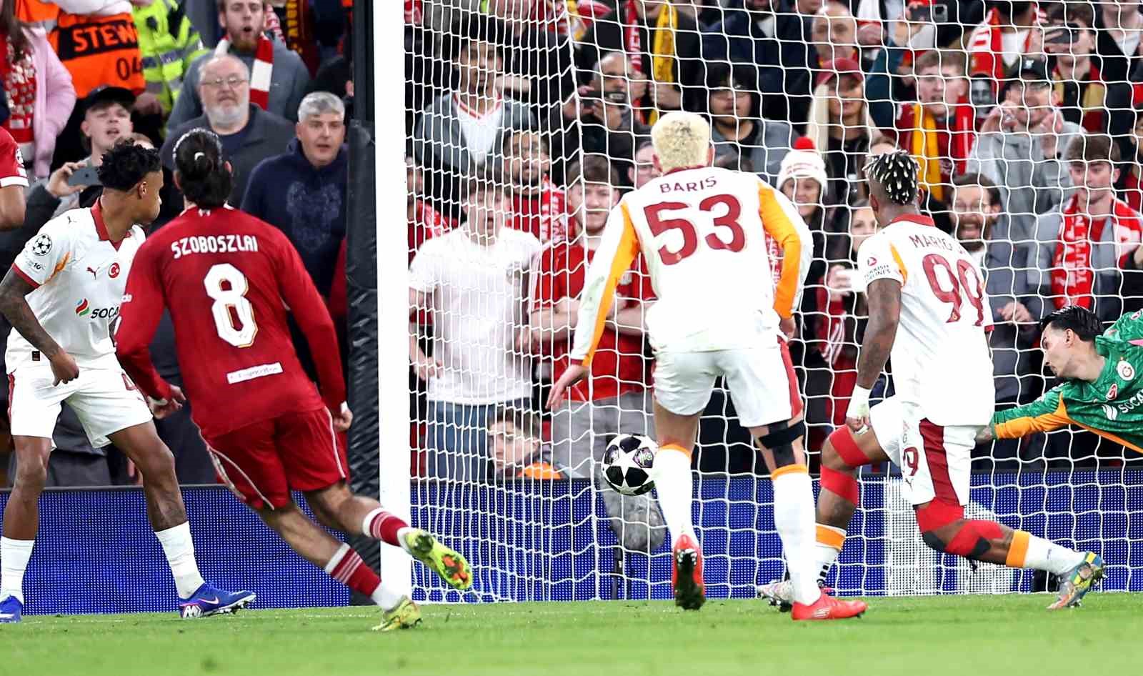 uefa sampiyonlar ligi liverpool 1 galatasaray 0 ilk yari 12 vyRuginy