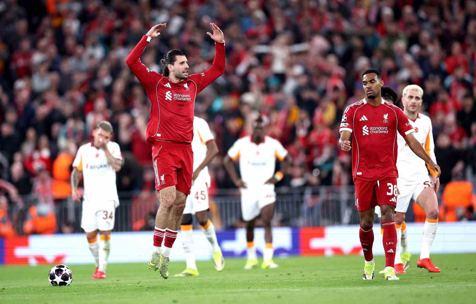 uefa sampiyonlar ligi liverpool 1 galatasaray 0 ilk yari 15 W5jmM6fk