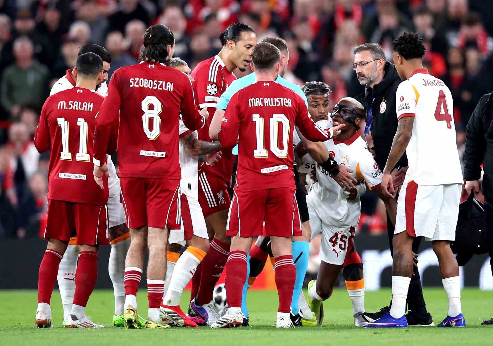uefa sampiyonlar ligi liverpool 1 galatasaray 0 ilk yari 8 mHfK6u93