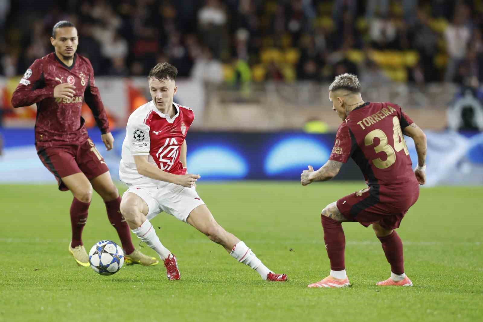 uefa sampiyonlar ligi monaco 0 galatasaray 0 ilk yari 3 wVe6S2rt