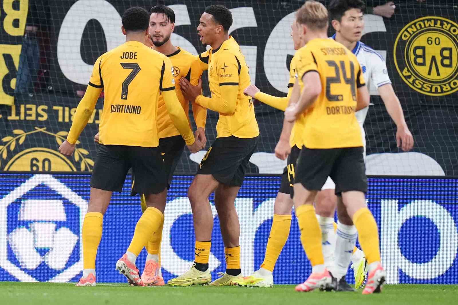 uefa sampiyonlar liginde 9 macta 43 gol 5 Dg7R9WlA