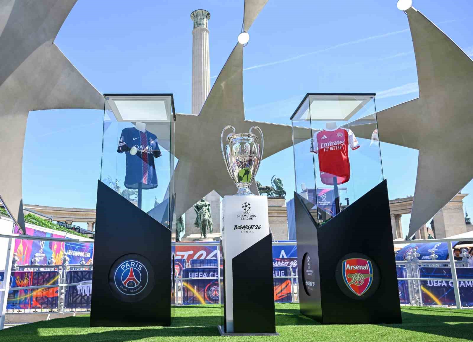 uefa sampiyonlar liginde final zamani 0