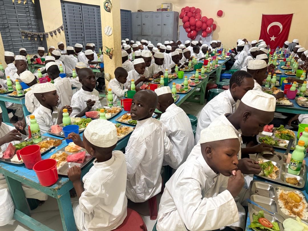 ukabderden afrikada ramazan sevinci 0 AsGS55ma