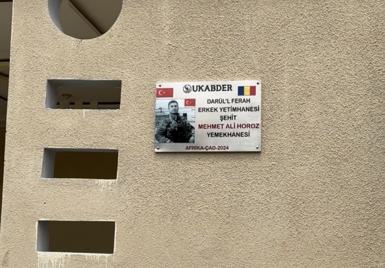 ukabderden sehitler icin anlamli anma programi cadda yetimlere yemek ikram edildi dualar edildi 2