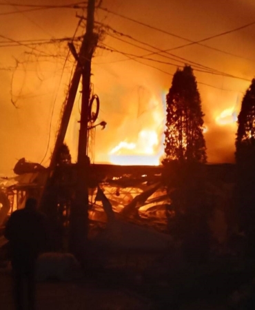 ukrayna-hersonda-otel-ve-kafeye-saldirdi-24-olu-50-yarali-Kql7GJCb.jpg