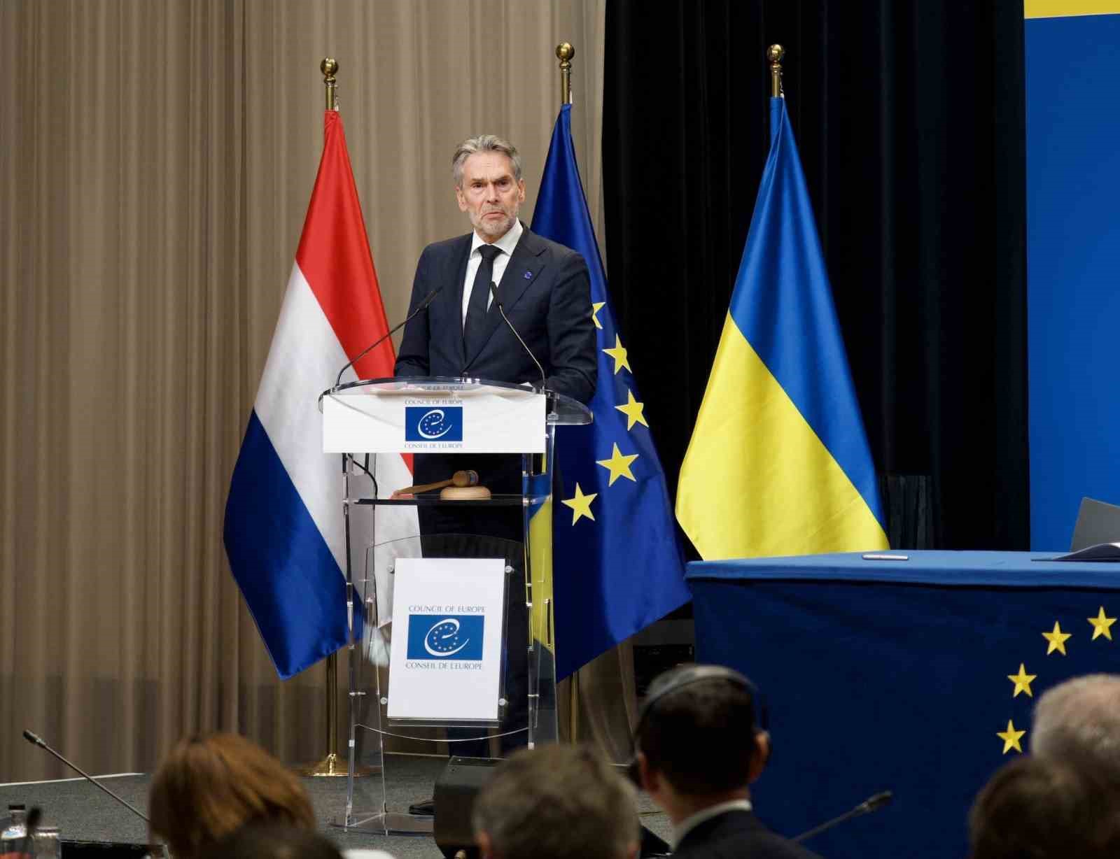 ukrayna icin uluslararasi tazminat komisyonu kurulmasina yonelik ilk imzalar atildi 3 fbTZDcSu