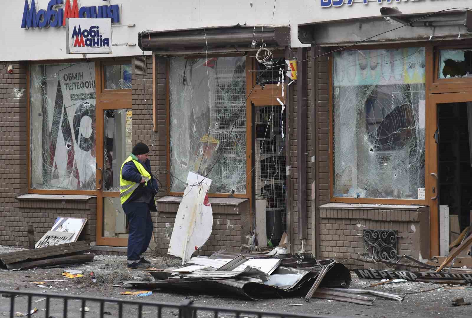 ukraynada ust uste iki patlama 1 olu 24 yarali 3 4EyAabP6