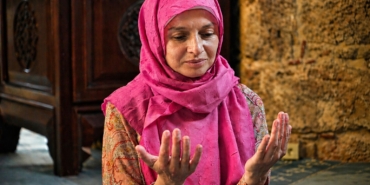 ukraynali-yoga-egitmeni-lena-musluman-olup-meryem-ismini-aldi-HUX6zdH7.jpg