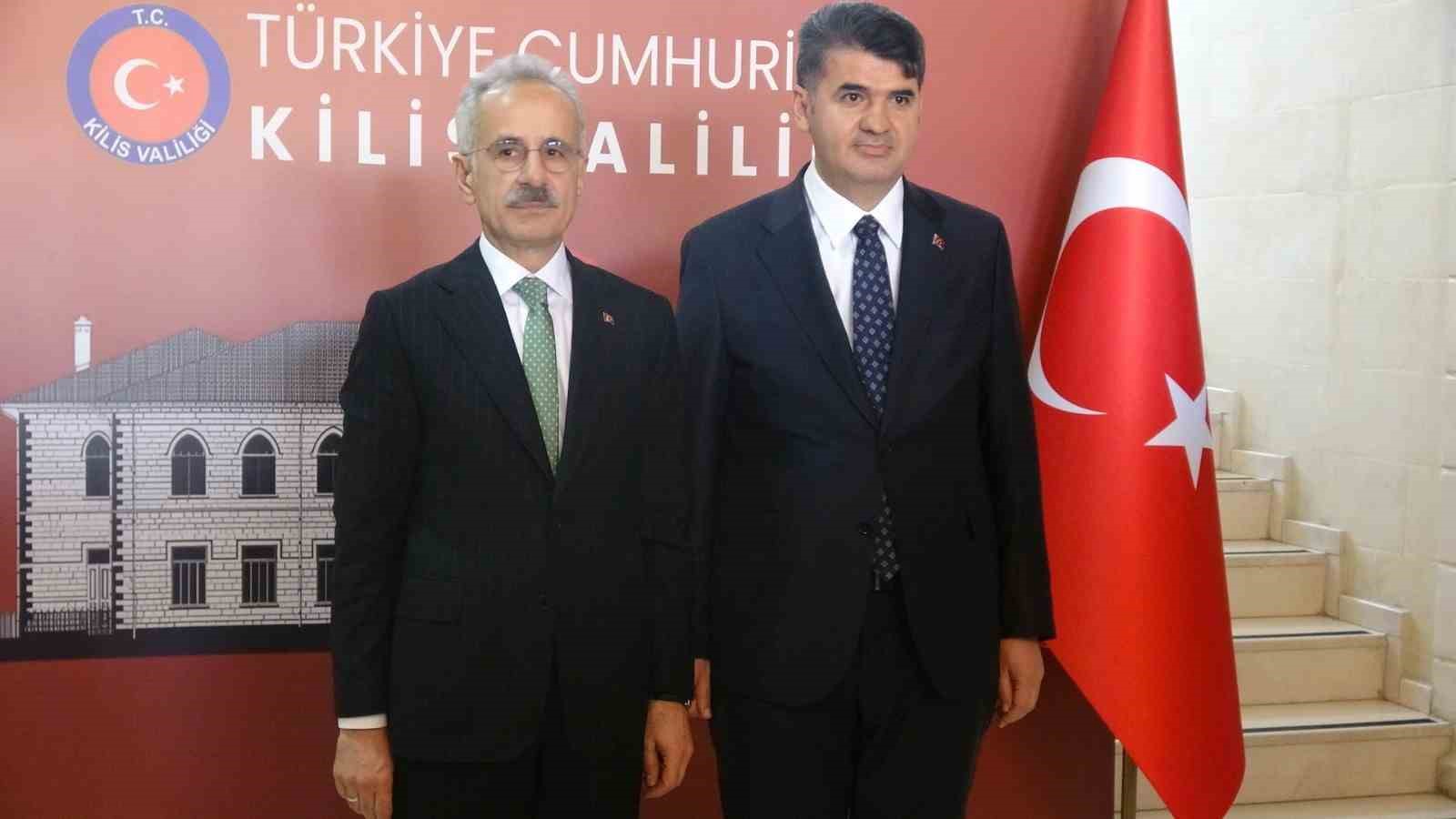 ulastirma ve altyapi bakani abdulkadir uraloglu kiliste 2 VshEi6Ta