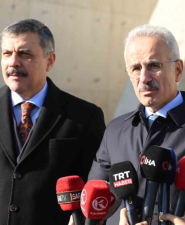 ulastirma-ve-altyapi-bakani-uraloglu-2026-yilinin-ilk-yarisi-icerisinde-tuneli-hizmete-acmis-olacagiz-McrkQY8z.jpg