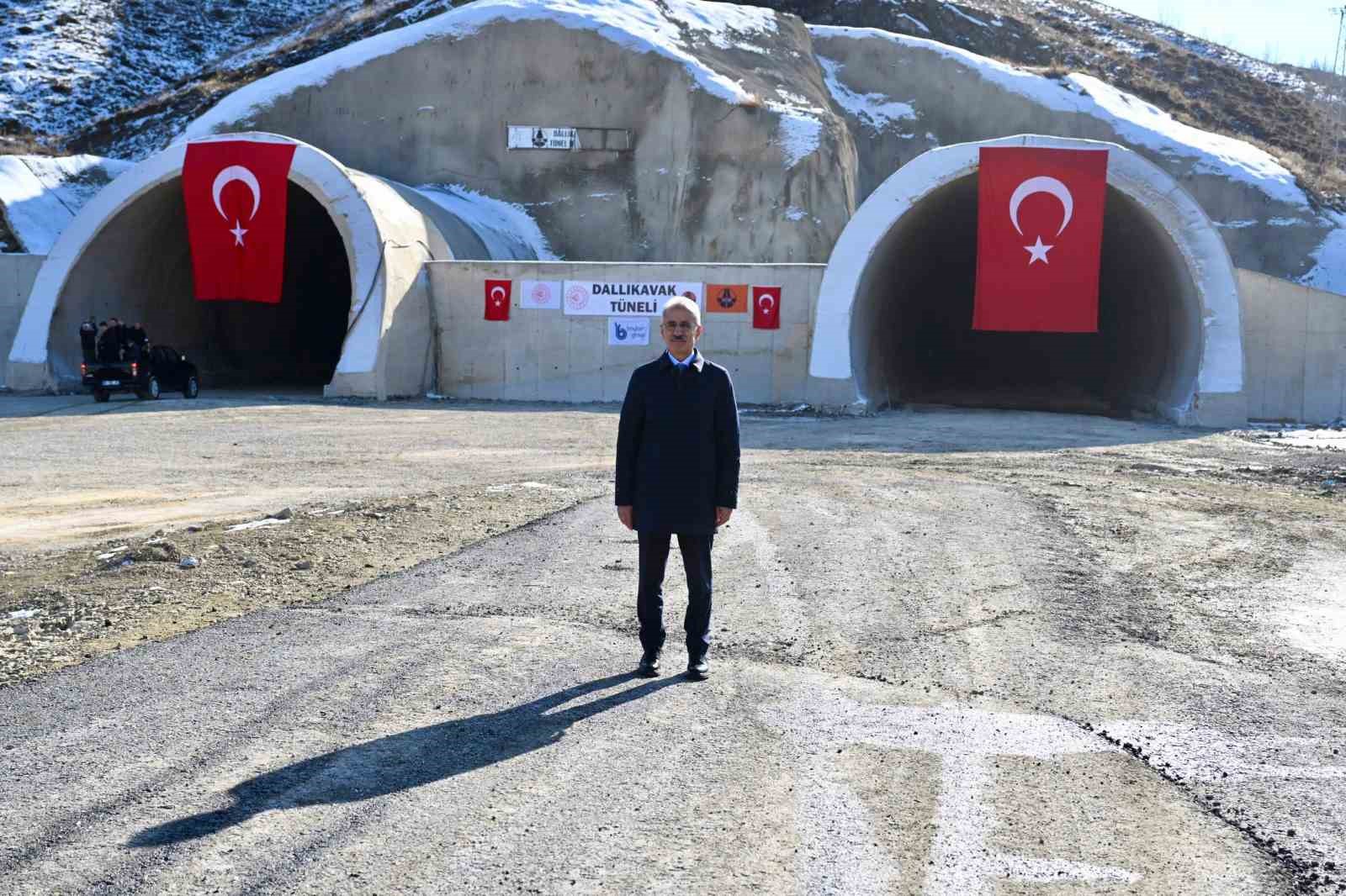 ulastirma ve altyapi bakani uraloglu 2026 yilinin ilk yarisi icerisinde tuneli hizmete acmis olacagiz mBPHrVRr