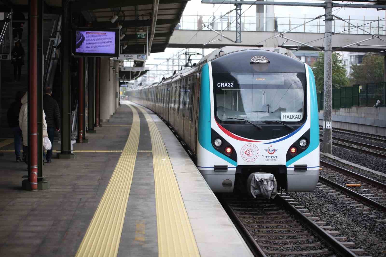ulastirma ve altyapi bakani uraloglu marmaray 12 yilda 1 milyar 430 milyon yolcuya hizmet ACrBhqpd