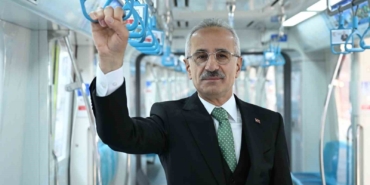 ulastirma-ve-altyapi-bakani-uraloglu-marmaray-12-yilda-1-milyar-430-milyon-yolcuya-hizmet-KdVm3q8S.jpg