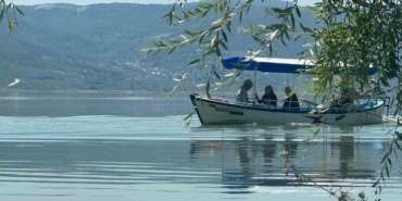 uluabat-golunun-sulari-cekildi-golyazida-hayat-normale-dondu-FbegqEig.jpg
