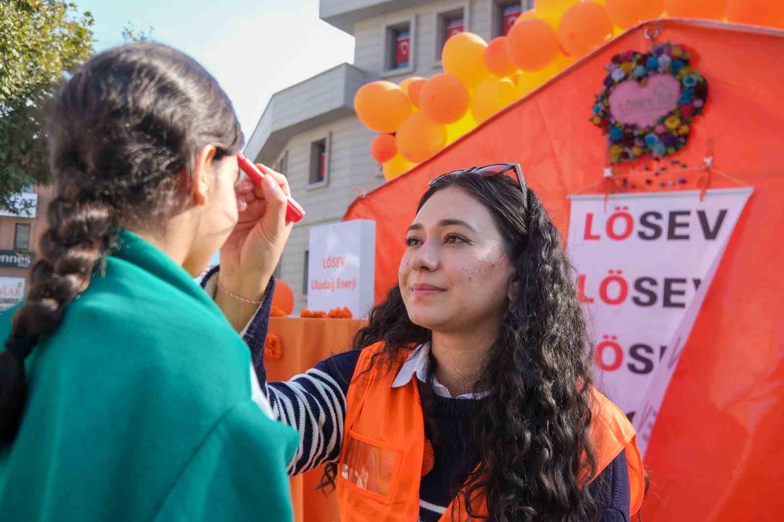 uludag enerji ve losev turuncu cadirda bir araya geldi 2 ESZDyfl8