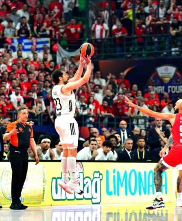 uludag-icecek-euroleague-yolculugunu-atina-final-fourda-uludag-limonata-ile-surdurdu-QCZPru4n.jpg