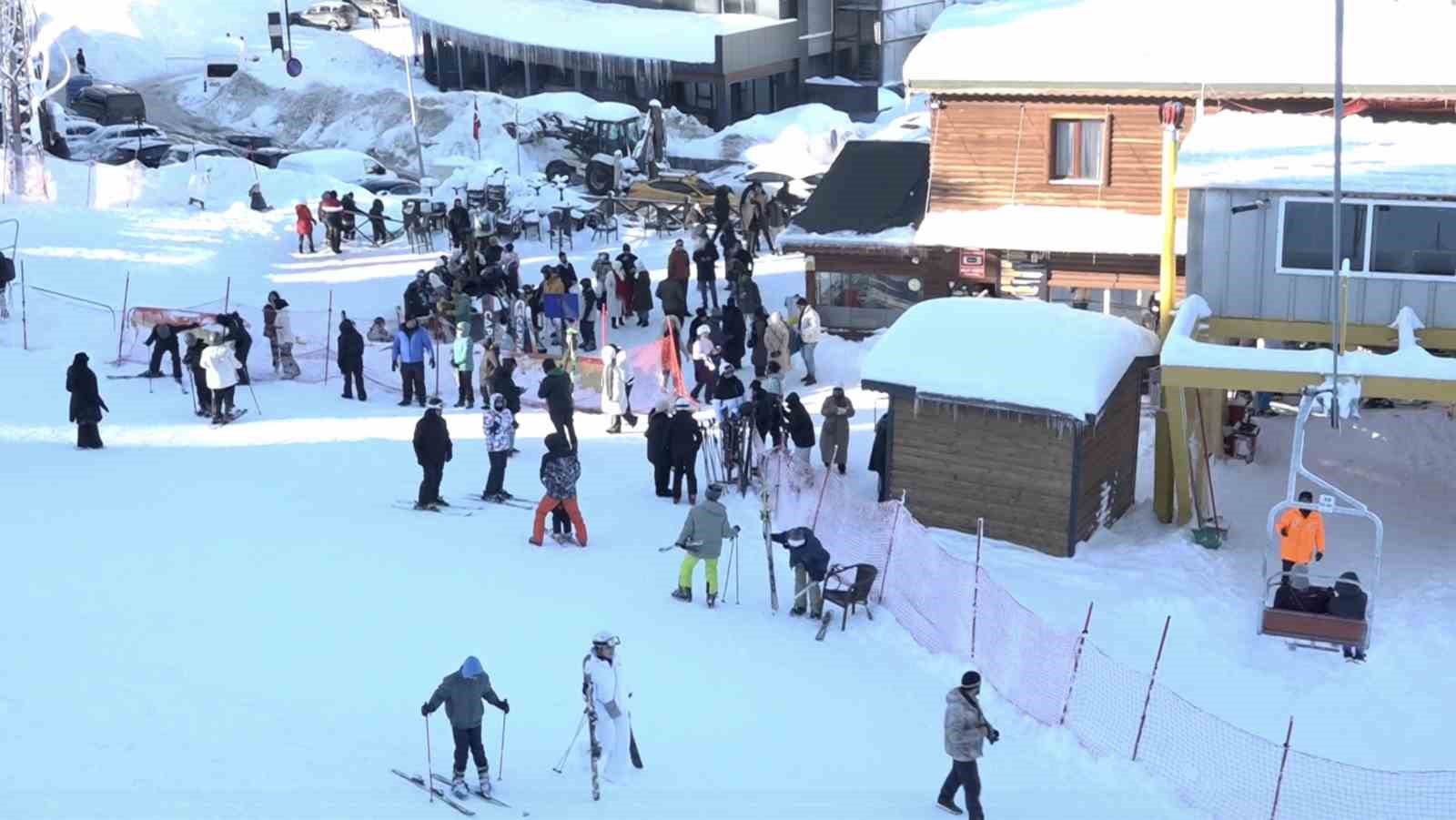 uludag rengarenk somestr cumbusu yasaniyor 0 l34OHsD4