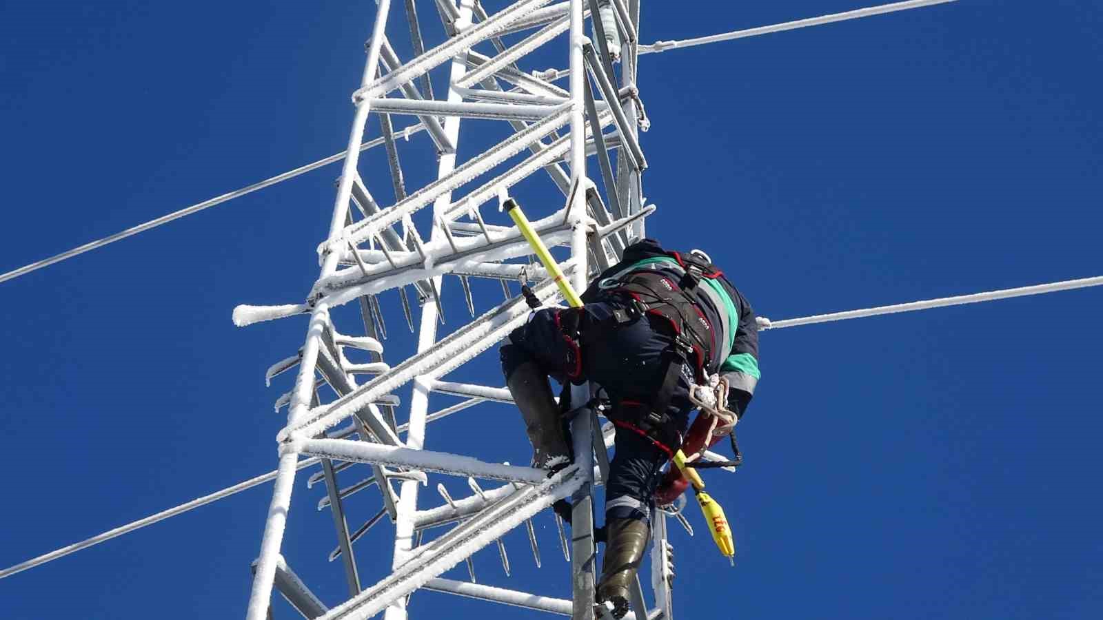 uludagda beline kadar kara gomulen ekiplerin zorlu mesaisi 1 65WsSvRq