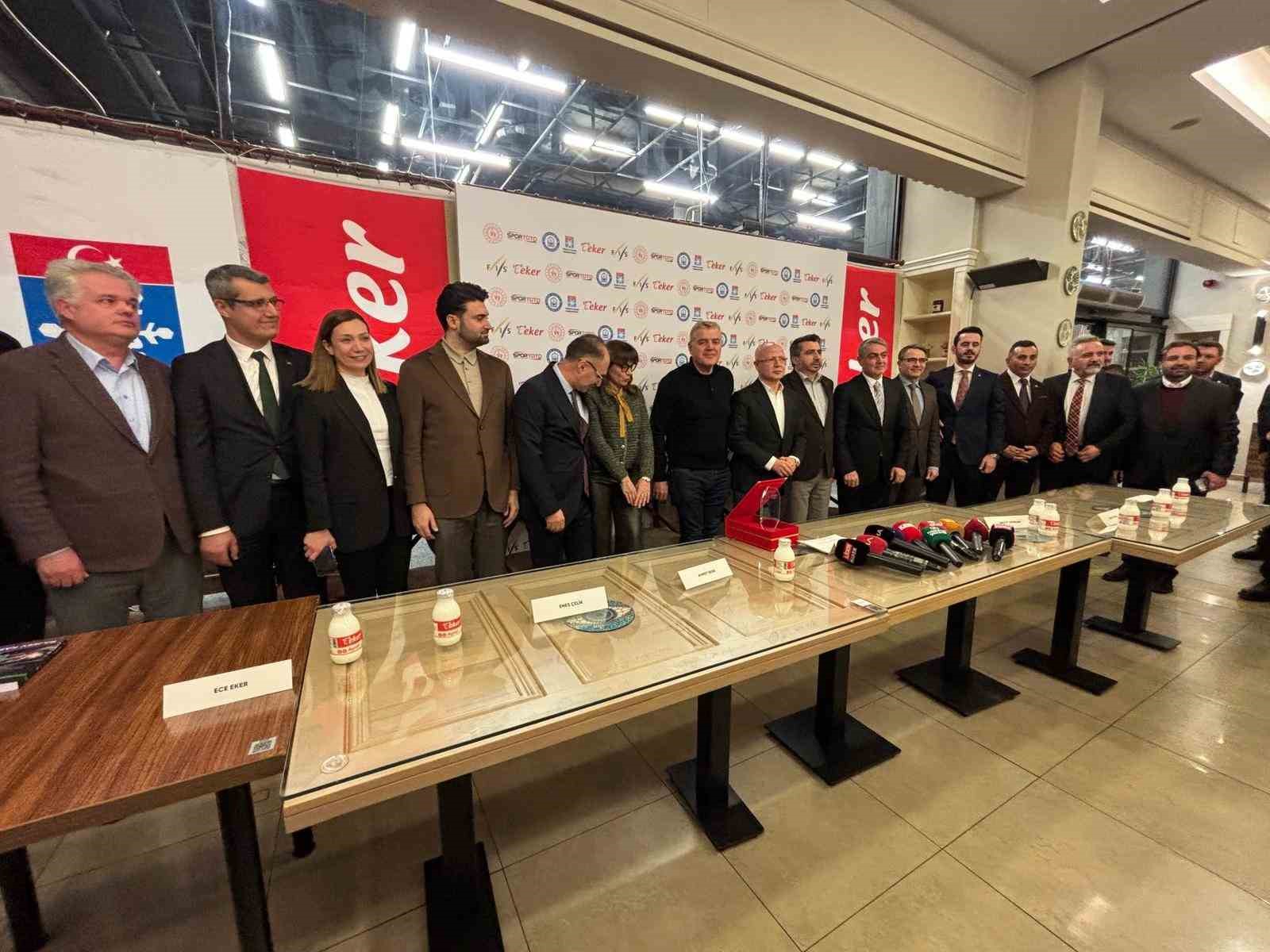 uludagdaki uluslararasi kayak organizasyonlarinin lansmani bursada yapildi 2 vXdgcsEa
