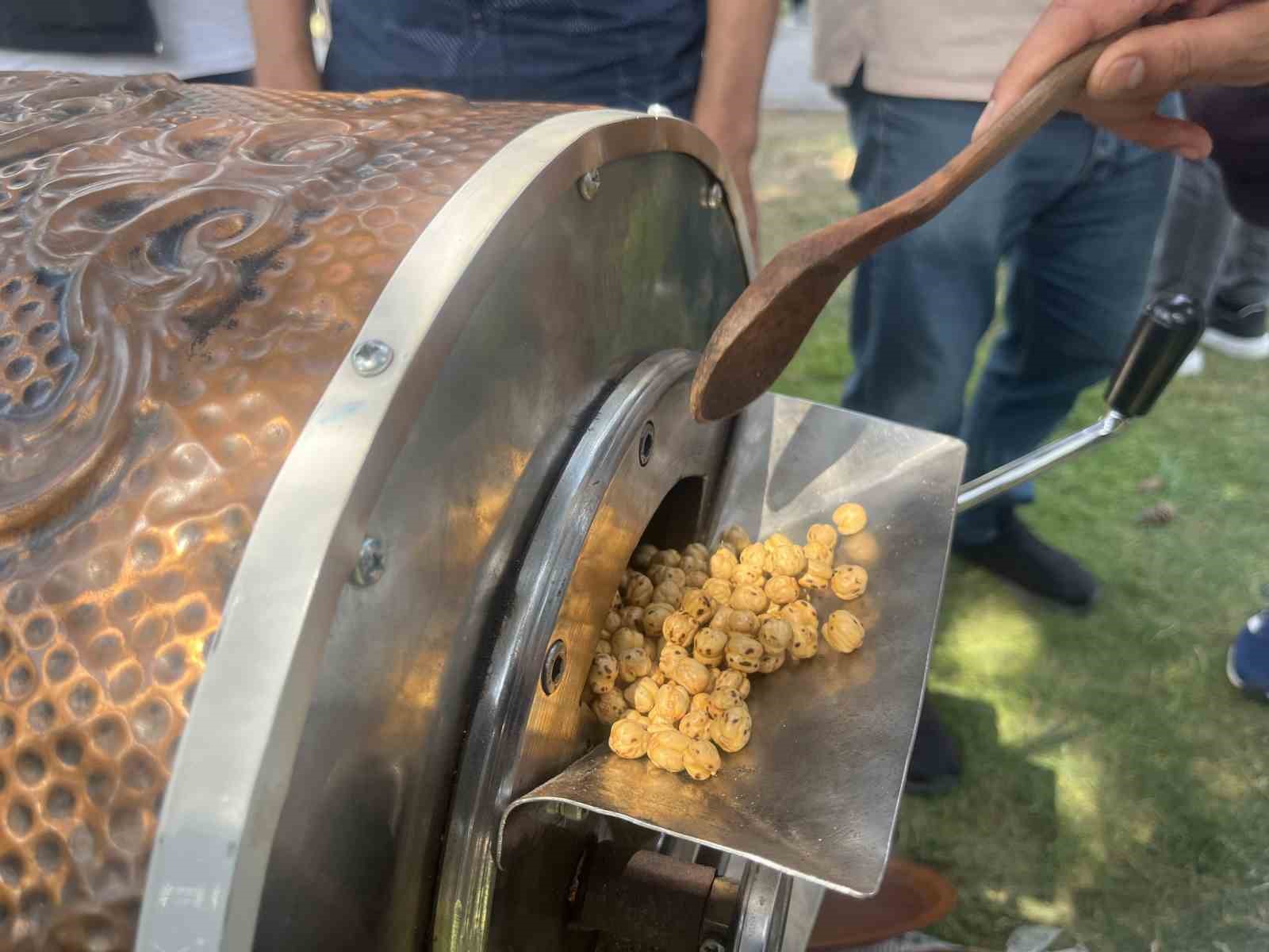 Uluslararası Hitit Fuar ve Festivali’nde Çorum’un en iyi leblebileri yarıştı 12 uluslararasi hitit fuar ve festivalinde corumun en iyi leblebileri yaristi 8 i8ZKHtw7