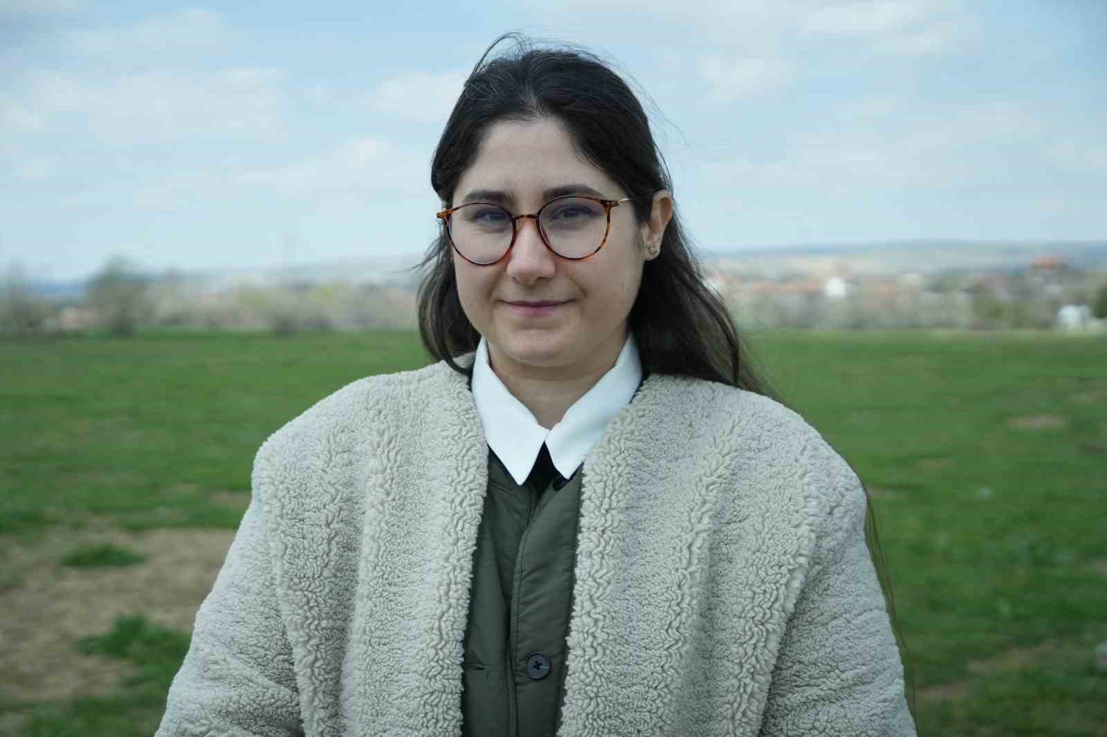 uluslararasi iliskiler uzmani ozcandan dikkat ceken aciklama 3 dunya savasi riski var 0 ZOFw9jNJ