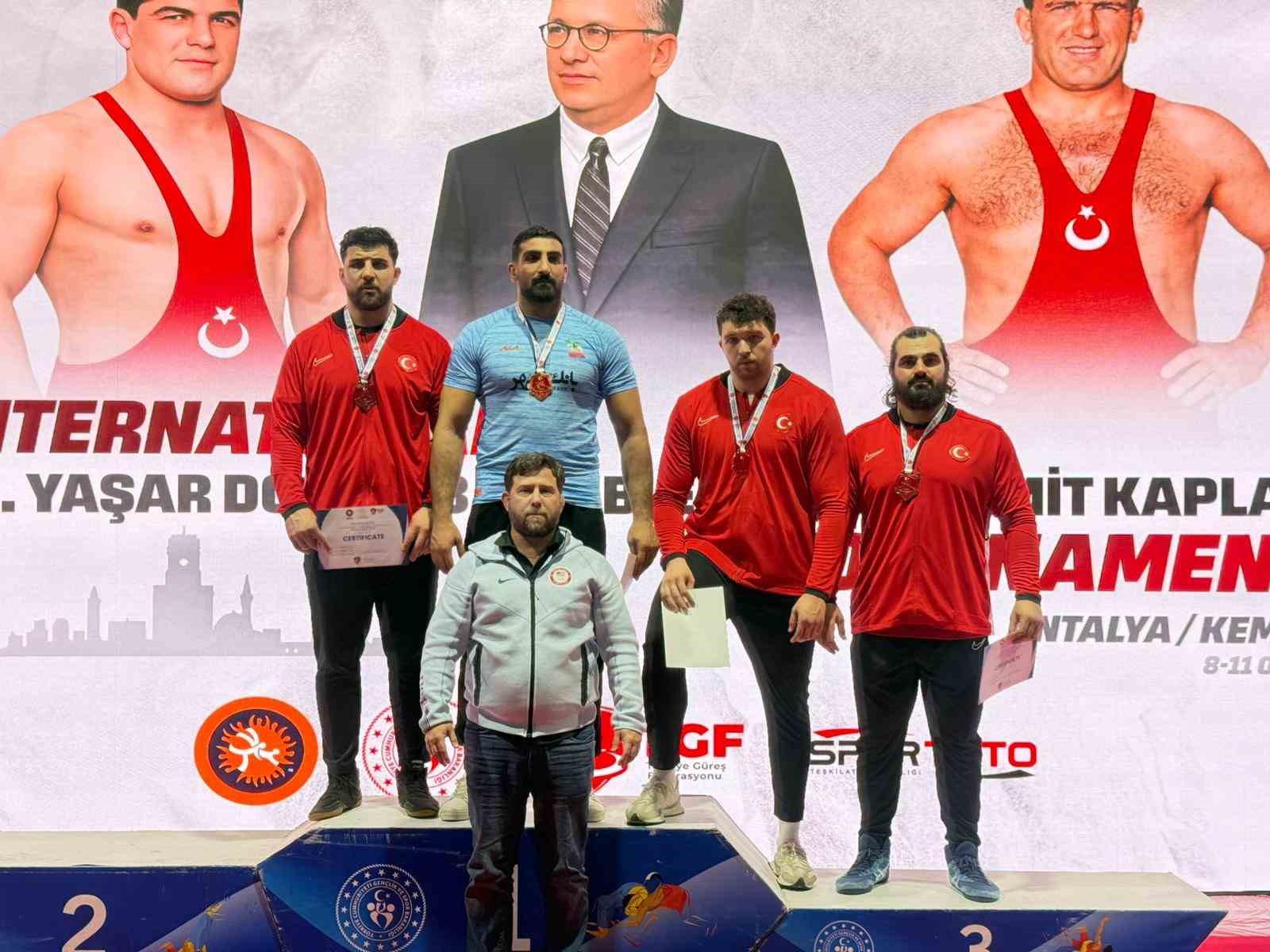 uluslararasi yasar dogu vehbi emre ve hamit kaplan turnuvasinda ikinci gun tamamlandi 2 yrW3gHtT