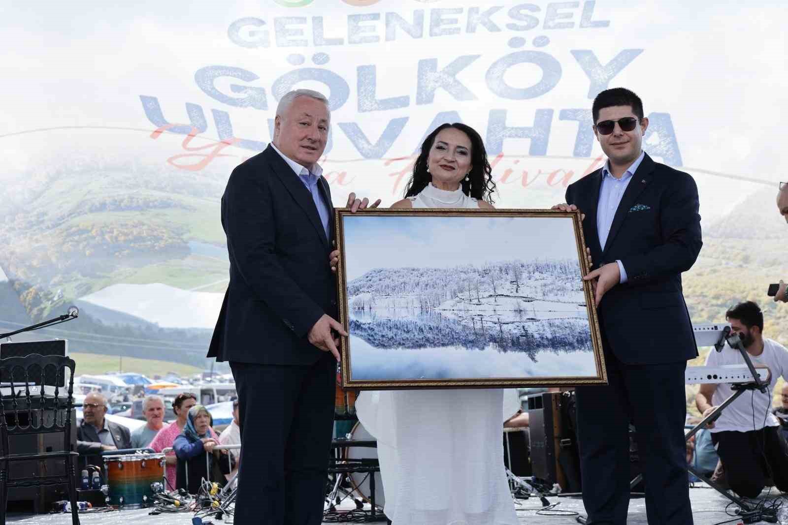 Uluvahta Yayla Festivali, binlerce vatandaşın katılımıyla gerçekleştirildi 16 uluvahta yayla festivali binlerce vatandasin katilimiyla gerceklestirildi 12 pOeMbewW