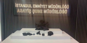 umraniyede-park-halindeki-araci-silah-zoruyla-gasp-eden-supheli-tutuklandi-slwqTv4l.jpg