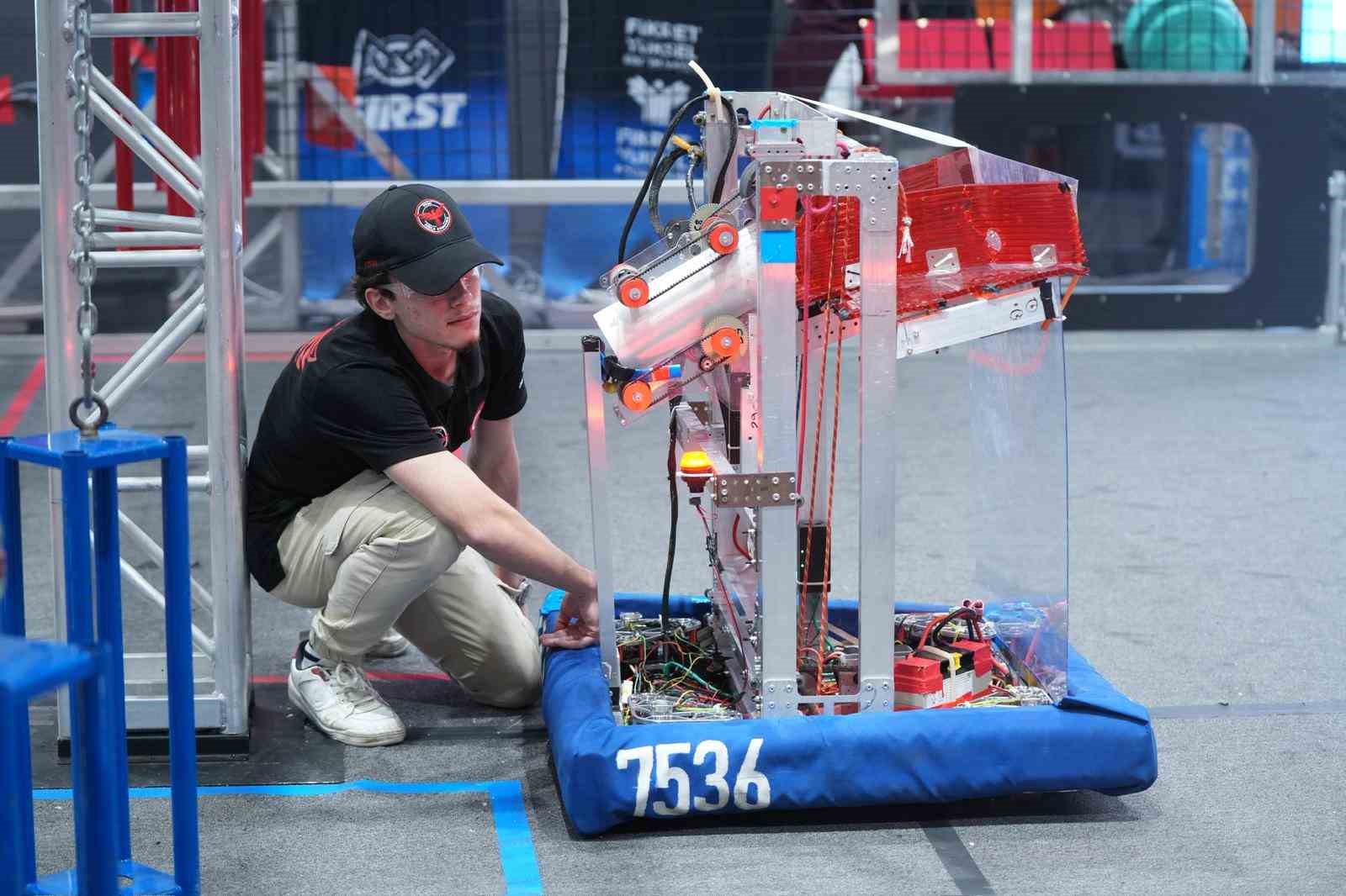 umraniyede robot yarislari buyuk heyecana sahne oldu 4 TPq3grjC