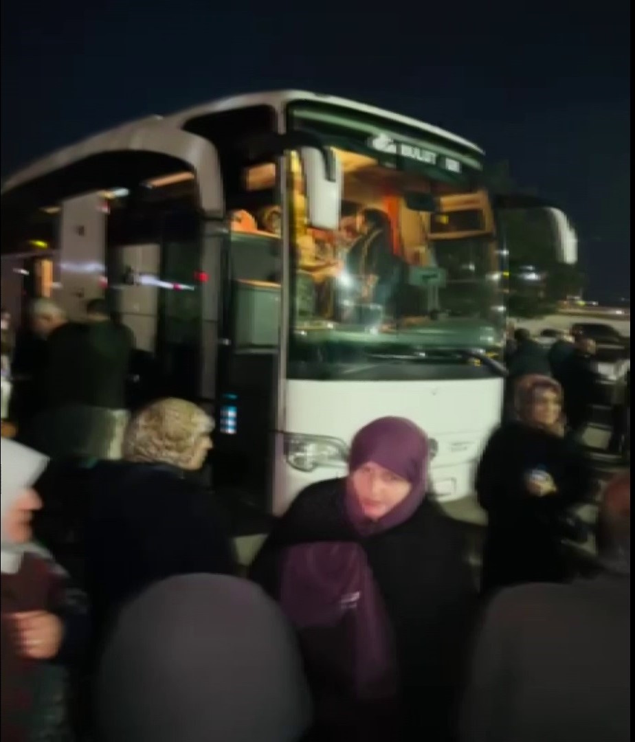 umre vaadiyle dolandirilmislardi kutsal topraklara dogru yola ciktilar 5
