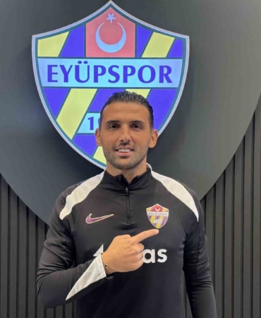 umut-meras-besiktasa-transfer-olduktan-sonra-bir-kere-bile-a-milli-takima-cagirilmadim-R5v1plZQ.jpg