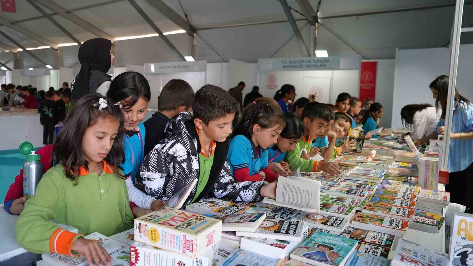 unesco kahramanmarasi edebiyat sehri secti 4 hldqpS8D