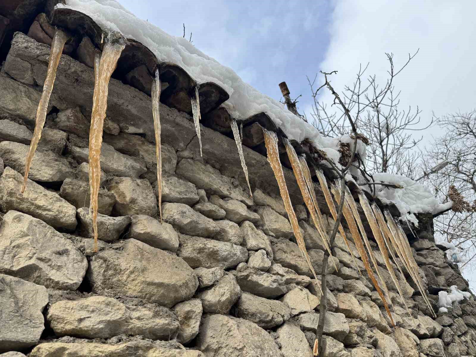 UNESCO kenti Safranbolu’da buzdan görsel şölen 9 unesco kenti safranboluda buzdan gorsel solen 5 NOt68M4S