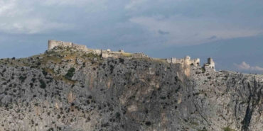 unesco-listesindeki-anavarza-antik-kenti-ziyaretcilerini-agirliyor-tTIivQPD.jpg