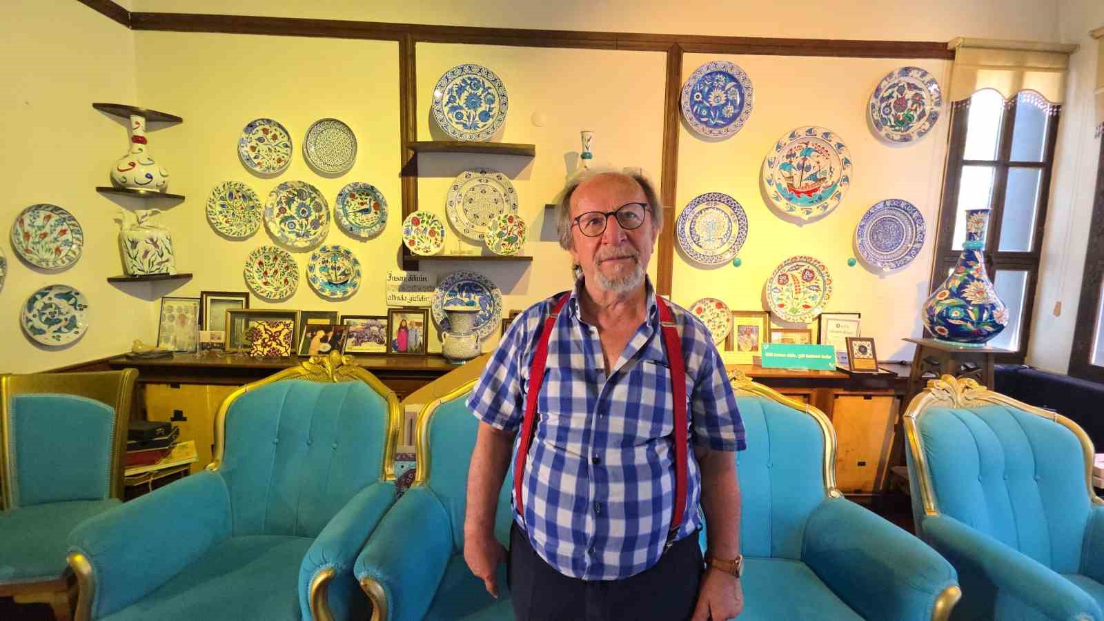 UNESCO’lu çini ustası Mehmet Gürsoy: "Dünyanın çini başkenti Kütahya’dır" 9 unescolu cini ustasi mehmet gursoy dunyanin cini baskenti kutahyadir 5 iHTGMfLn