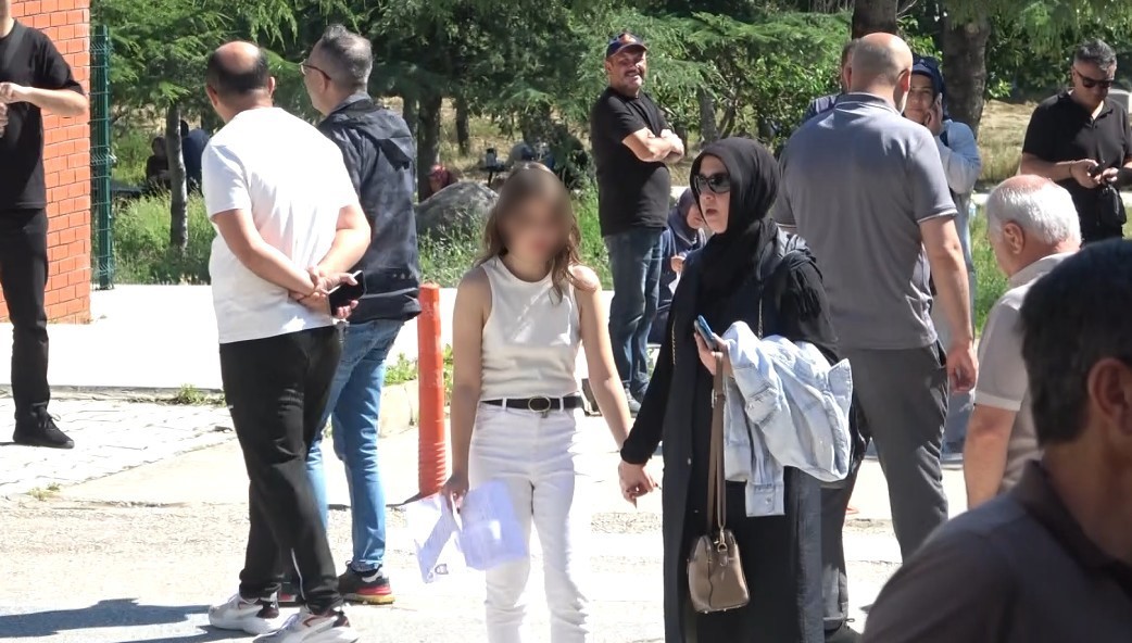 Üniversite hayali 1 dakika ile kapıda son buldu 6 universite hayali 1 dakika ile kapida son buldu 2 1KQfQEMs