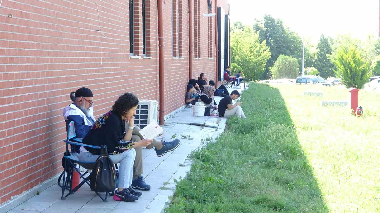 Üniversite hayali 1 dakika ile kapıda son buldu 9 universite hayali 1 dakika ile kapida son buldu 5 aip983Mh
