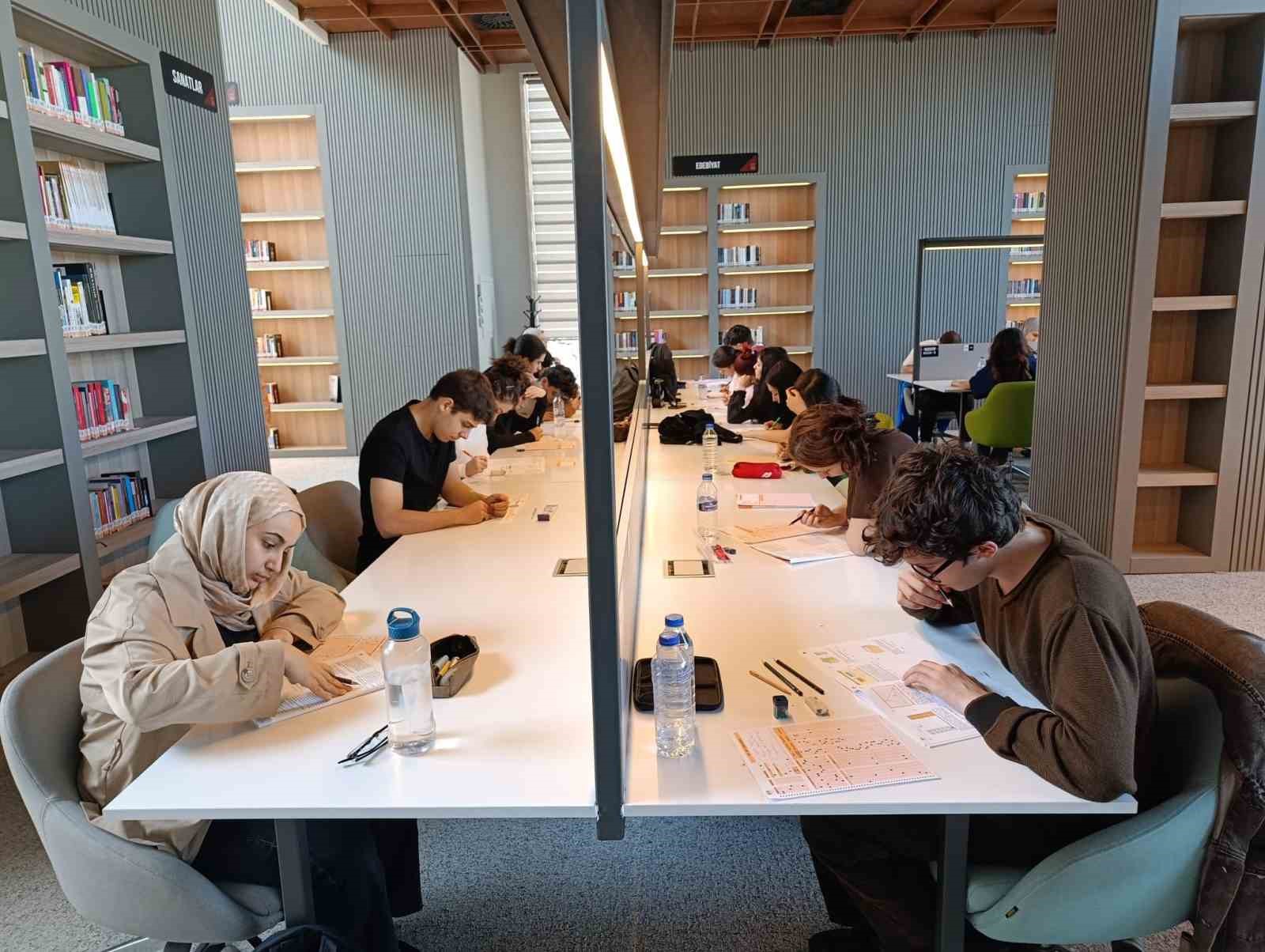 Üniversite hayaline Yıldırım desteği 7 universite hayaline yildirim destegi 3 IRwM1qb1