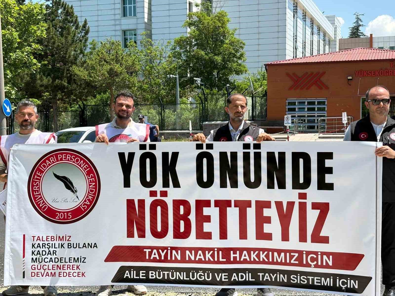 universite idari personelinden yok onunde tayin nakil cagrisi 1