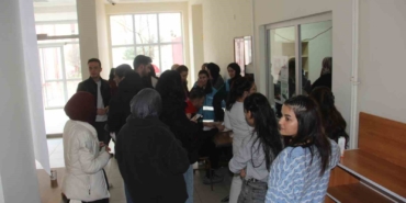 universite-ogrencileri-kan-bagisi-icin-siraya-girdi-AE2kcQ81.jpg