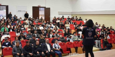 universite-ogrencileri-uyusturucuya-karsi-bilinclendi-tOqfHvVa.jpg
