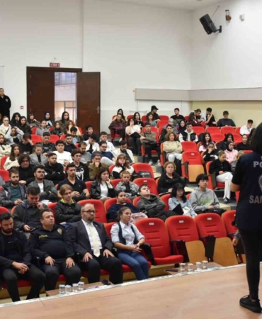 universite-ogrencileri-uyusturucuya-karsi-bilinclendi-tOqfHvVa.jpg