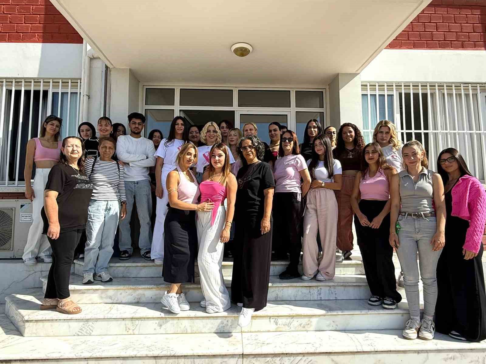 universite ogrencilerinden kanserle mucadele eden kadinlara moral destegi 1 kYtPIFPF
