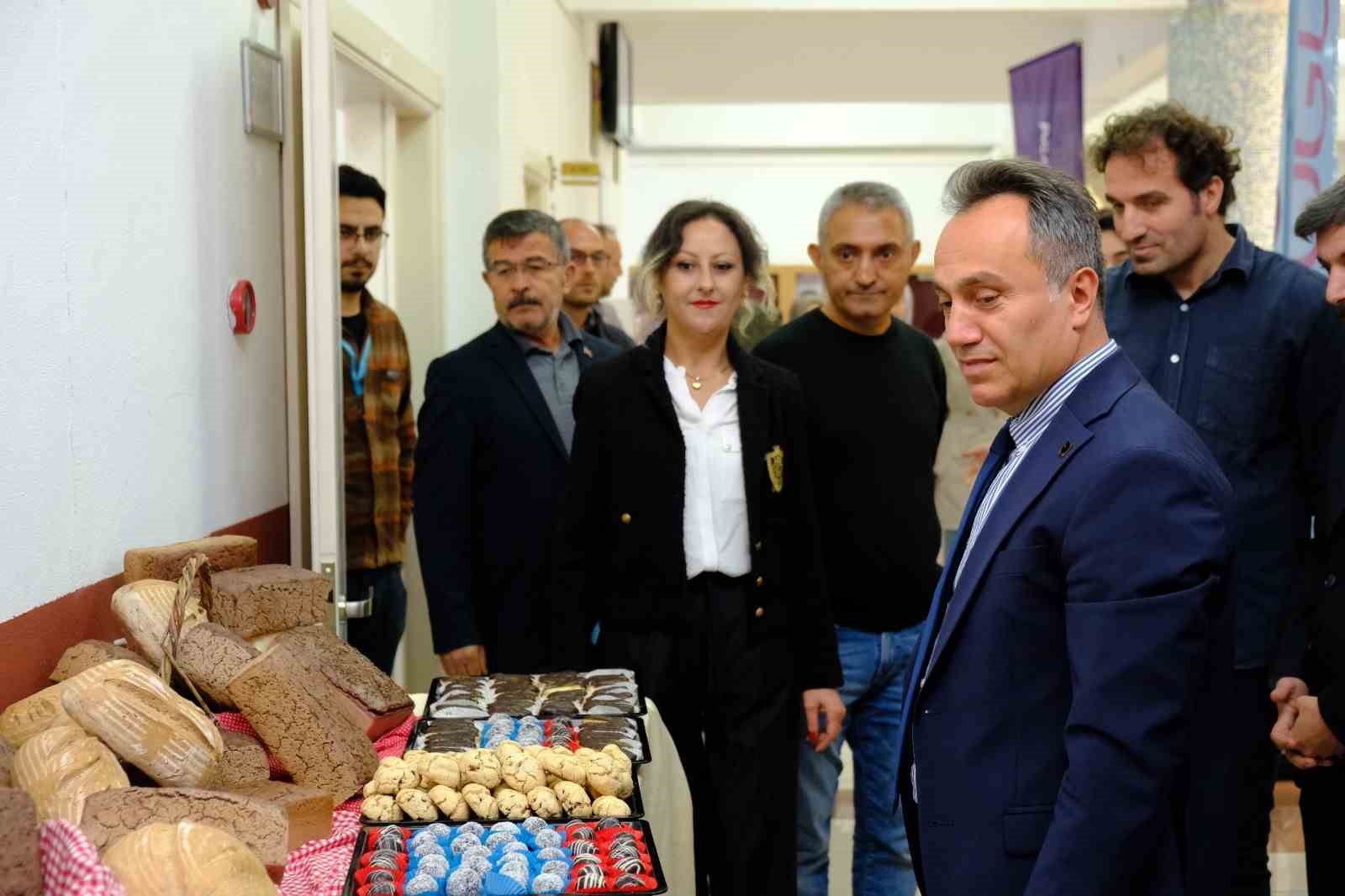 universite ogrencilerine glutensiz uretim egitimi 2 2RvPRXpa