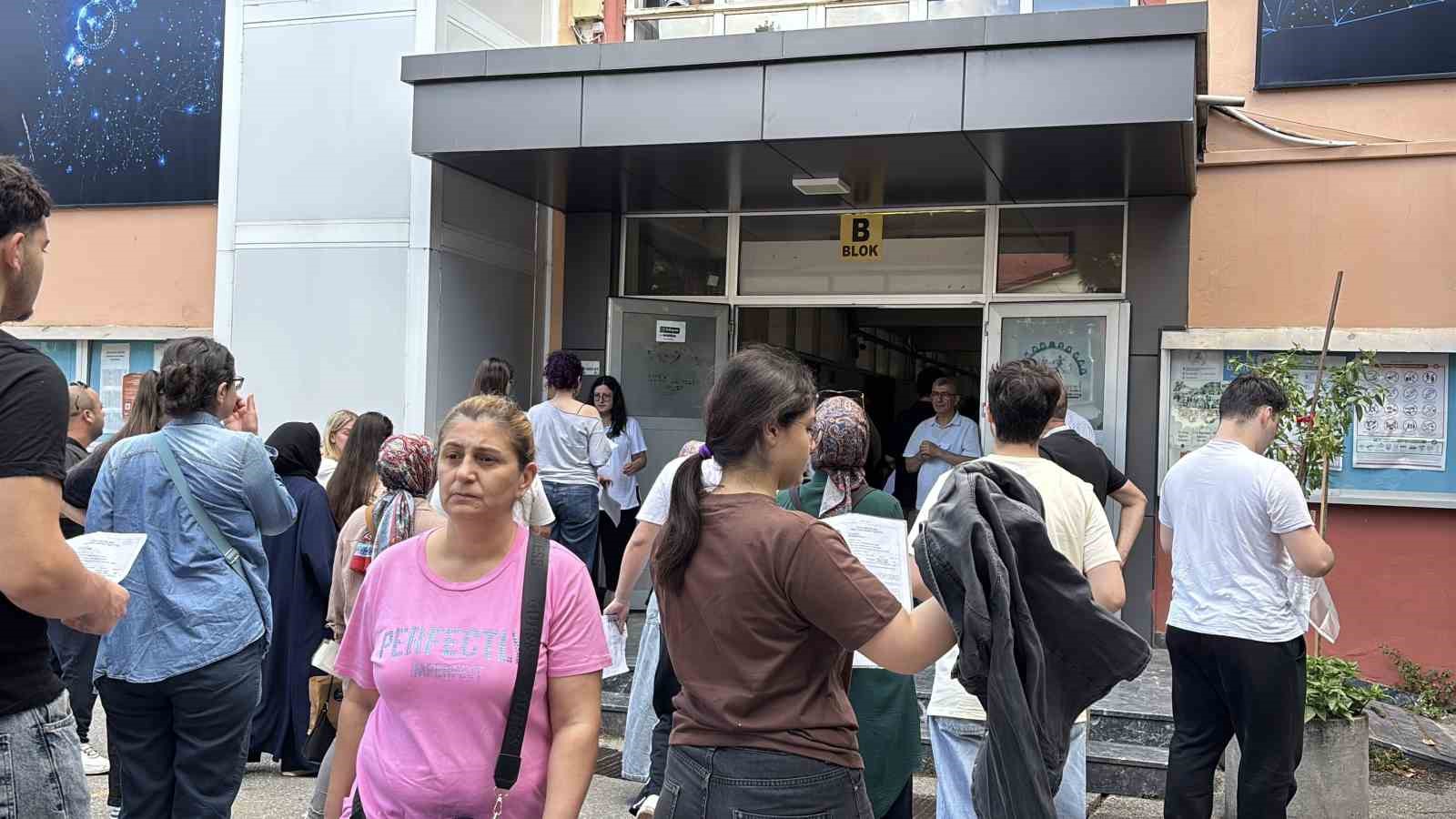 Üniversite yoluna iddialı çıktı: "İlk bine gireceğim" 6 universite yoluna iddiali cikti ilk bine girecegim 2 NTyiCflf